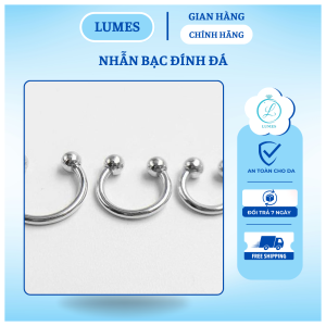 Khuyên xỏ bạc mũi