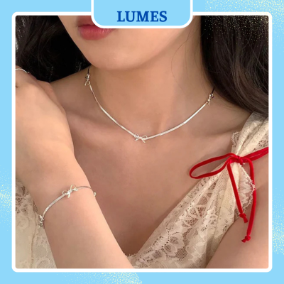 Đeo Lắc Bạc Tay Nào? Cách Chọn Đeo Tay Nào Thì Đẹp – Lumes