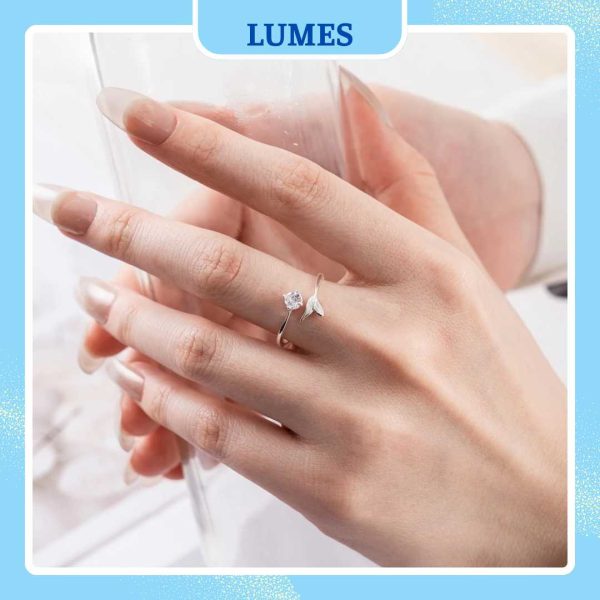 Nhẫn bạc nữ đuôi cá đính đá Lumes - NB03