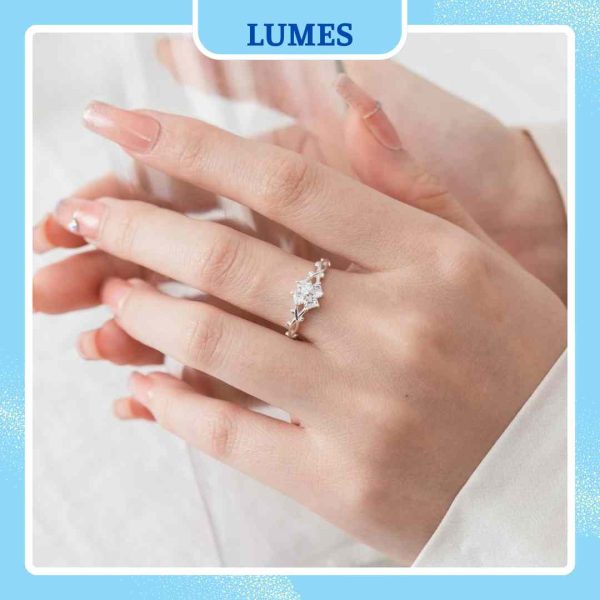 Nhẫn bạc nữ cỏ 4 lá đính đá may mắn Lumes - NB04