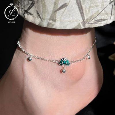 Lắc chân bạc hình hoa sen